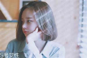 小个子女生适合什么发型？蓬松随意效果