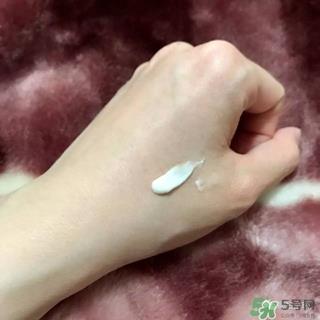 涂抹式面膜好还是贴片好 贴片面膜和涂抹面膜哪个好