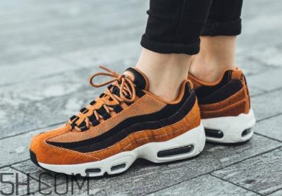 ​nike air max 95马毛限定款上脚效果怎么样？