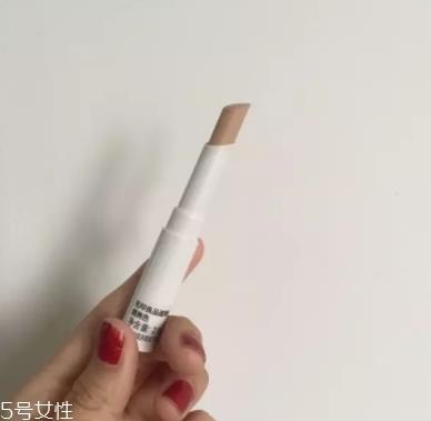 遮瑕棒什么时候用？用来修饰底妆妆容