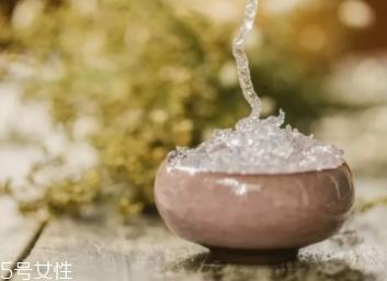 雪燕和银耳哪个好？其实可以一起食用