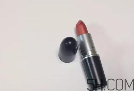 mac cb96人鱼姬是什么色 mac cb96口红试色