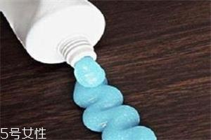 牙膏能去黑头吗 牙膏去黑头的注意事项