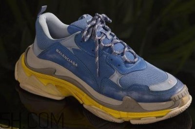 ​balenciga triple s ssense独占配色多少钱_在哪买？