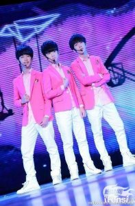 ​居然出了一个DCBOYS连粉丝名都是模仿TFBOYS