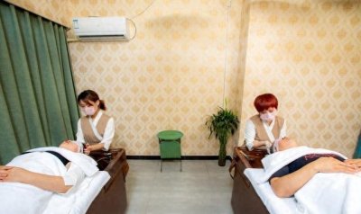 贵州男子住酒店拒绝支付698按摩费,两按摩女问:你做了没有?