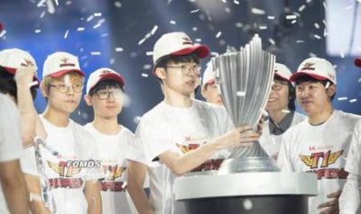 lpl最早的职业选手(lpl现役最老选手)